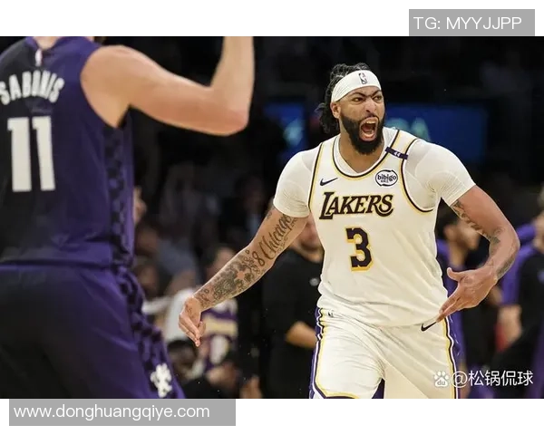 2013年湖人对阵火箭的经典对决回顾与赛季影响分析