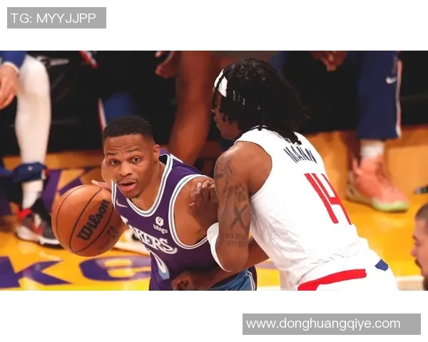 NBA鹈鹕与黄蜂精彩对决比赛数据分析与战绩回顾 NBA鹈鹕与黄蜂精彩对决比赛数据分析与战绩回顾